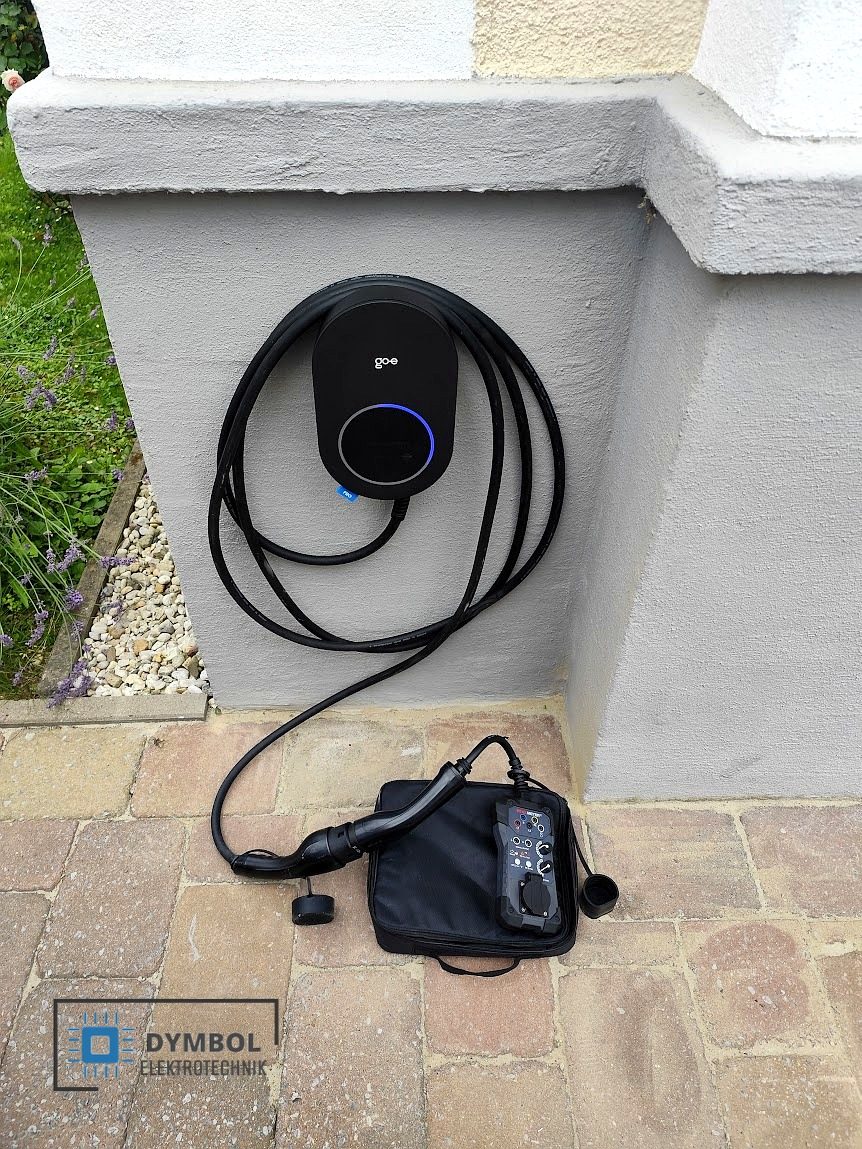 Wallbox-Montage in Hennef: go-e Charger PRO mit Ladekabel und Tasche